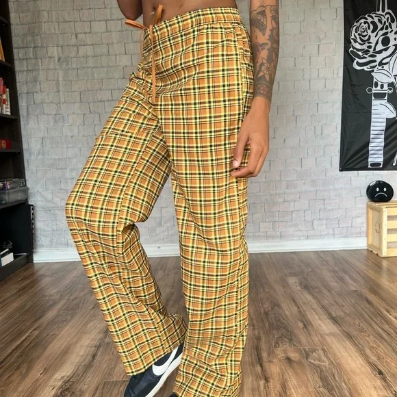 Urban Outfitters Plaid Trousers - Picture 6 of 8